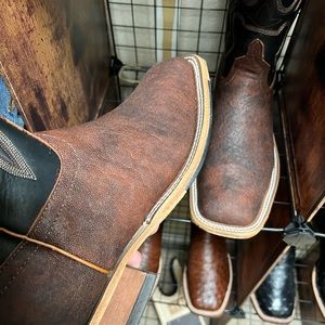 Anderson bean size 12D elephant ear boots.